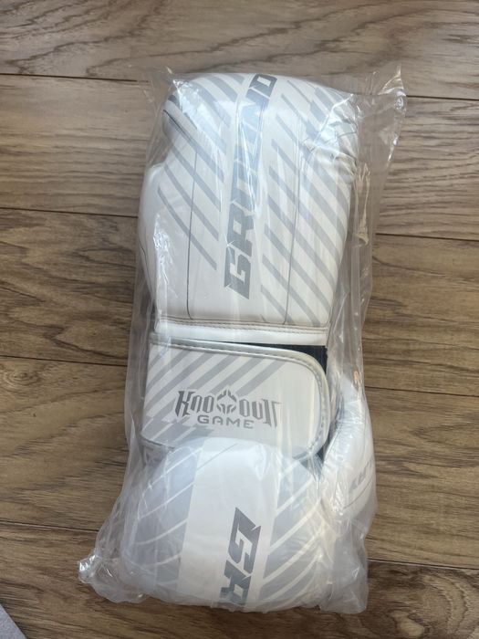 Боксови ръкавици 12oz