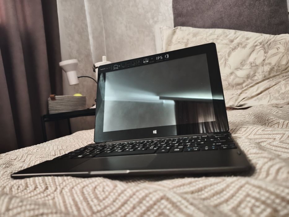 продам сенсорный ноутбук acer
