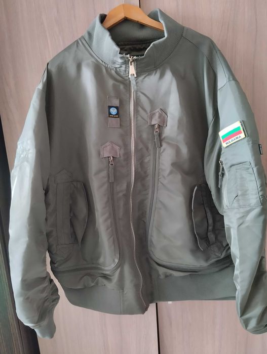 Мото аксесоари - каска, якета, протеkтори, стъпенки.