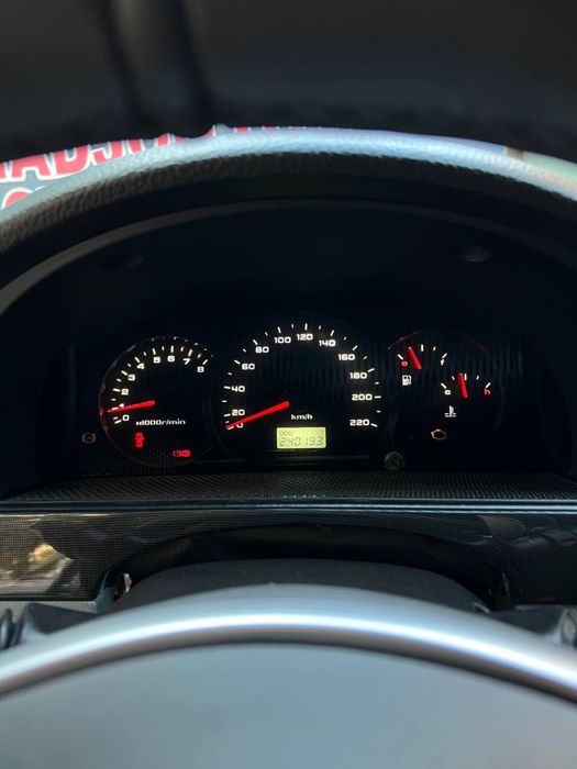 Lasetti 1.8 sotladi yli 2012 probegi 2400 yurgan