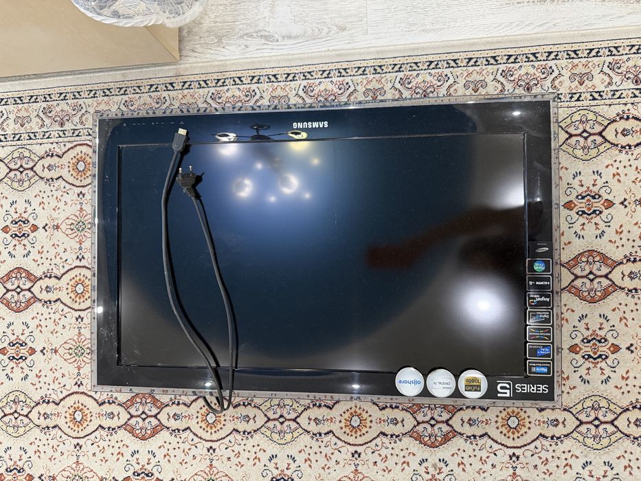телевизор 32’’