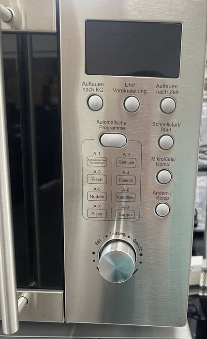 Микровълнова фурна Exquisit UMW 800G-3.1 20 литра
