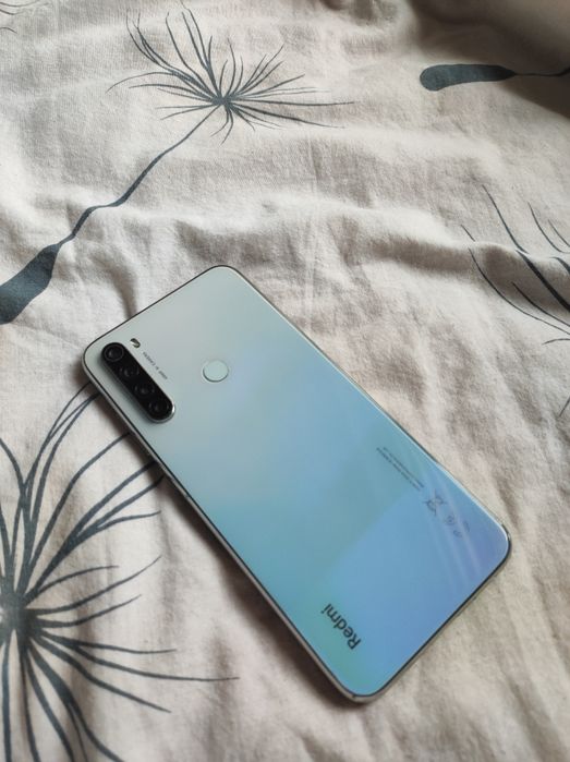 Продам Redmi note 8