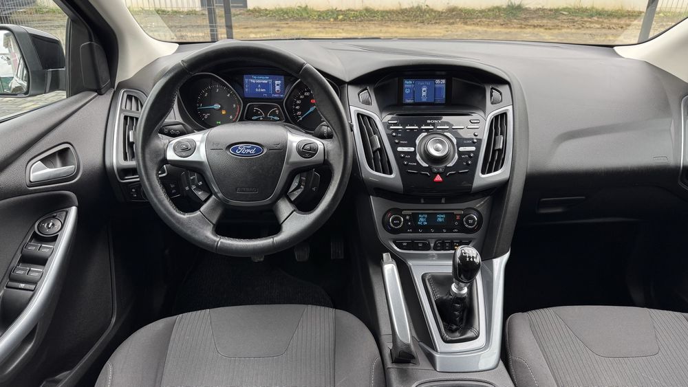 Ford Focus 3 1.6 tdci 116 cp hatchback