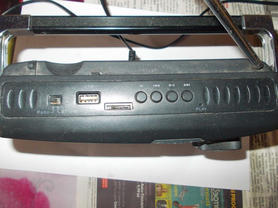 Combina Sony MHC-RG30,radio ROZ cu AUX,si sateliti cu subwoofer