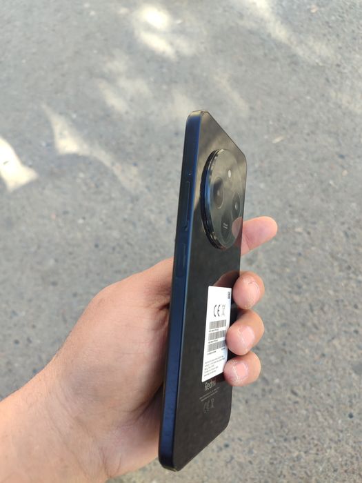 Redmi 14c, 8/256gb sotladi.