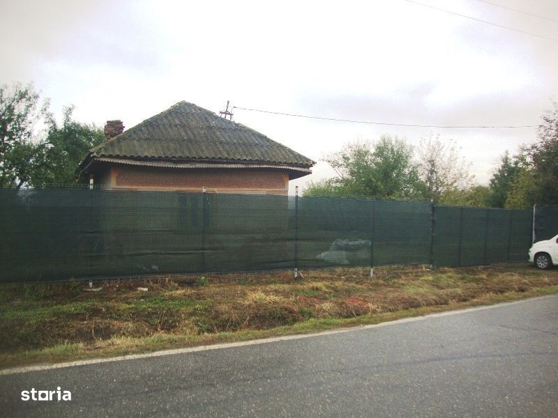 Casa demolabila si teren in Patroaia Deal, Dambovita - 3095688