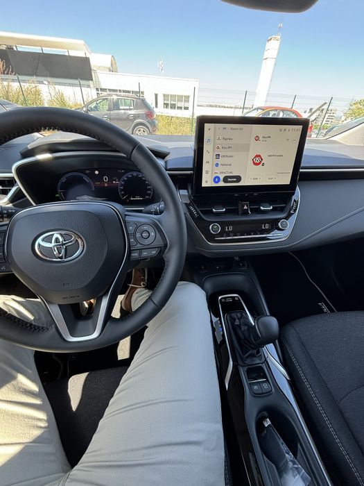 Inchiriez Toyota Corolla TS *nou pentru Bolt/Uber