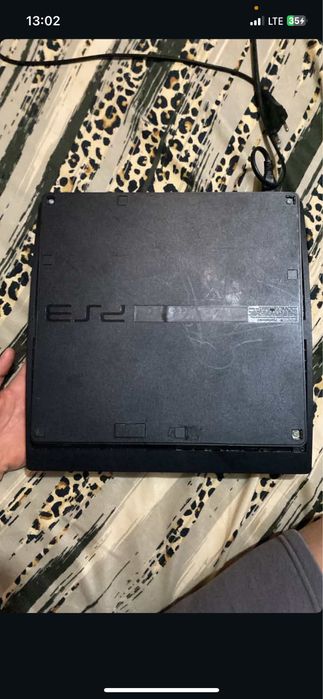 PS3 folosit, perfect functional, doar ramurs