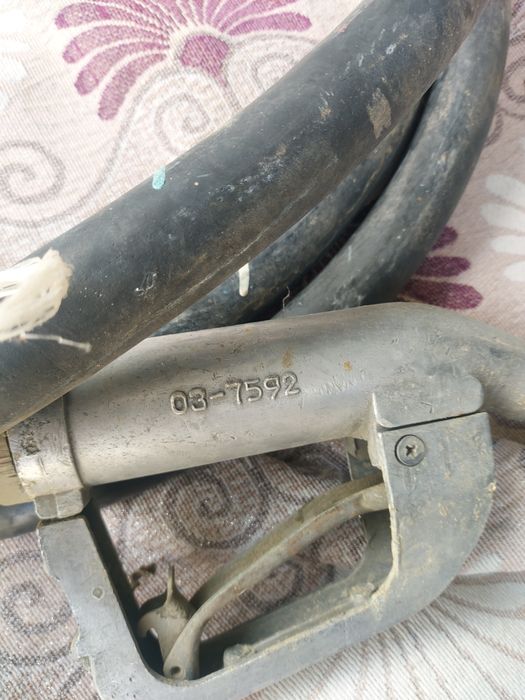 Продам заправочный шланг