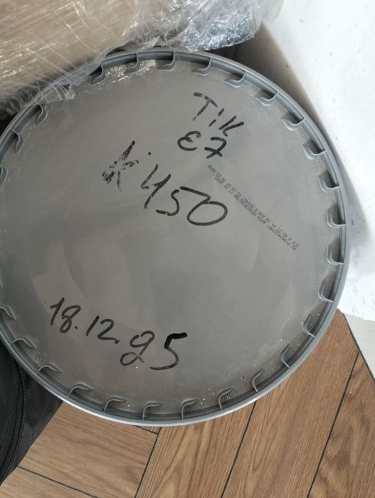 Продам краску Bindo 7, 9литров, с коллеровкой K450