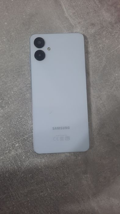 Продаётся телефон