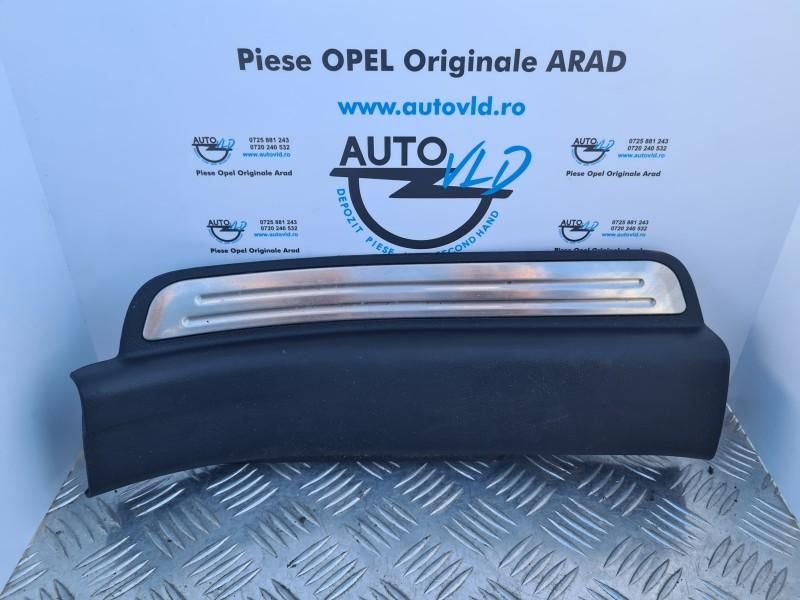 Ornament prag usa stanga spate Chevrolet Captiva facelift