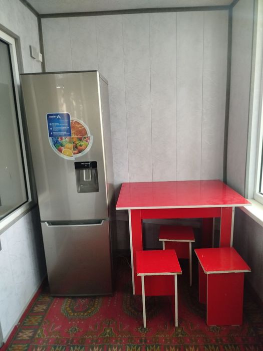 Ijaraga kvartira beriladi Mikrayon 2 xona 3 etajbozorcha orqasida