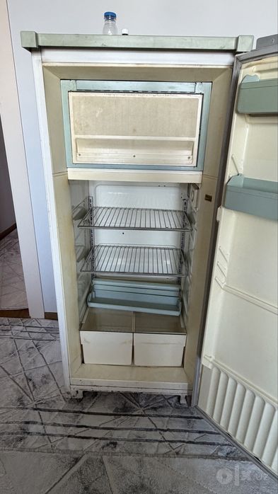 Продается Холодильник