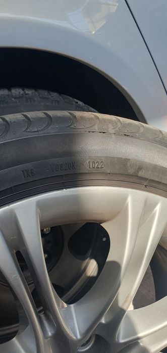 Pirelli Powergy Vara 245 40 r18