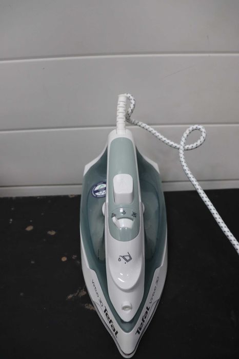 Tefal Virtuo 30 FV2C42E0 Парна ютия, 2000W, керамична плоча, ПРОМОЦИЯ!