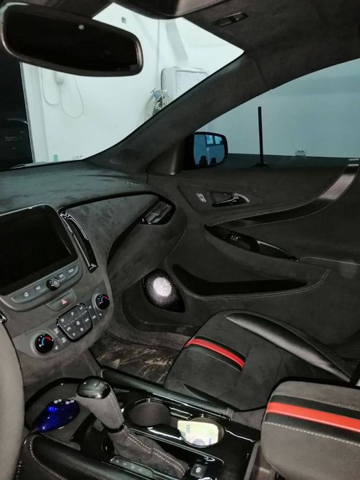 Перетяжка автосалона