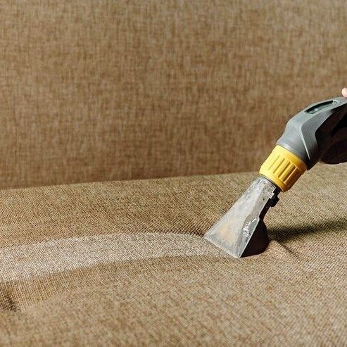 Gilam va yumshoq mebil yuvish