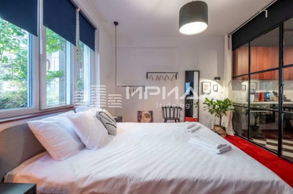 Продава се Двустаен апартамент в София, Център - 45 кв.м за 2108 €/кв.м - Снимка #6