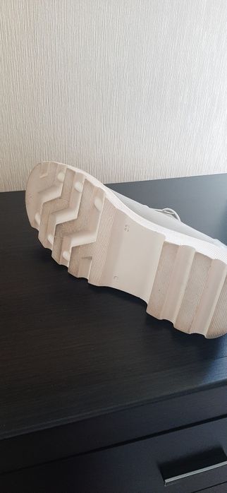 Броги, Турция, кожа