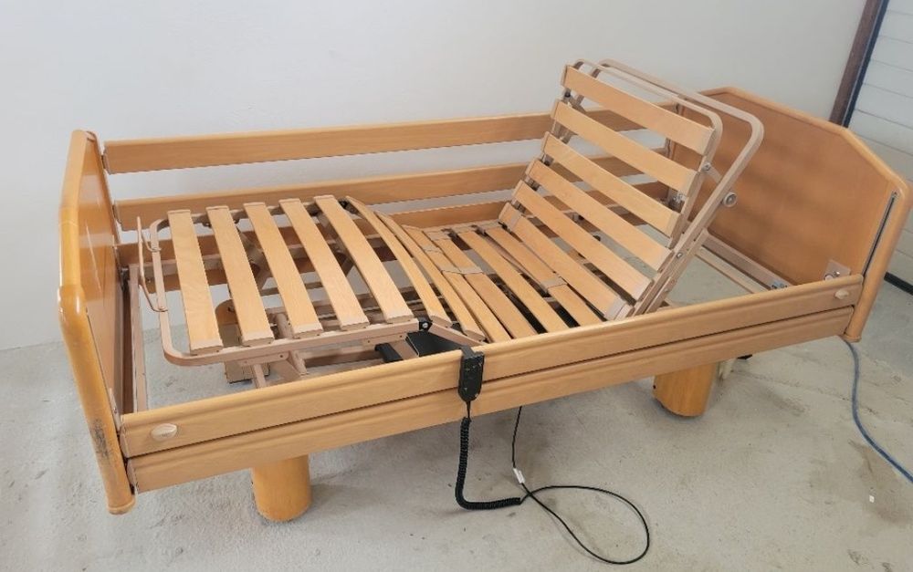 Pat medicinal cu telecomanda