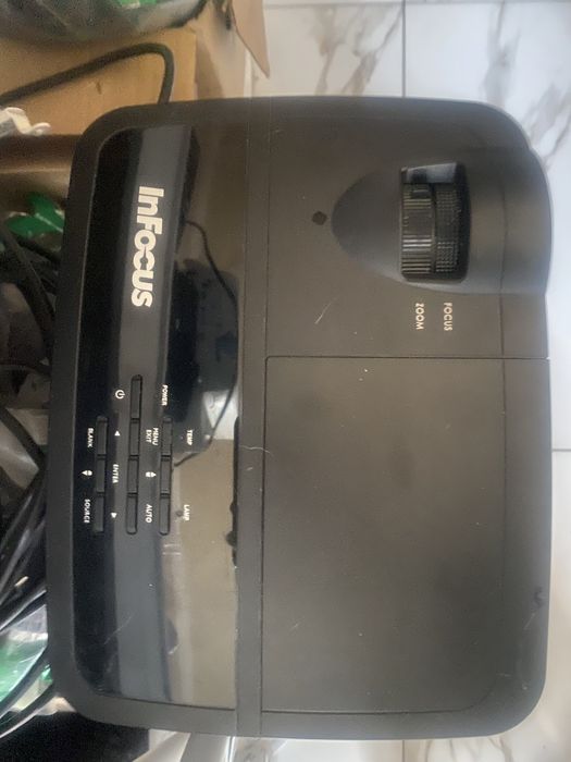 Продам проекторы Optoma