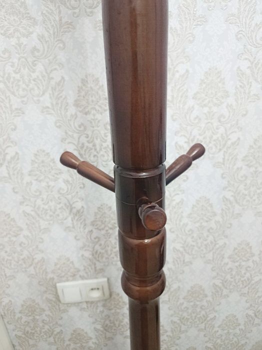 Мебельний Вешалка 2 метров