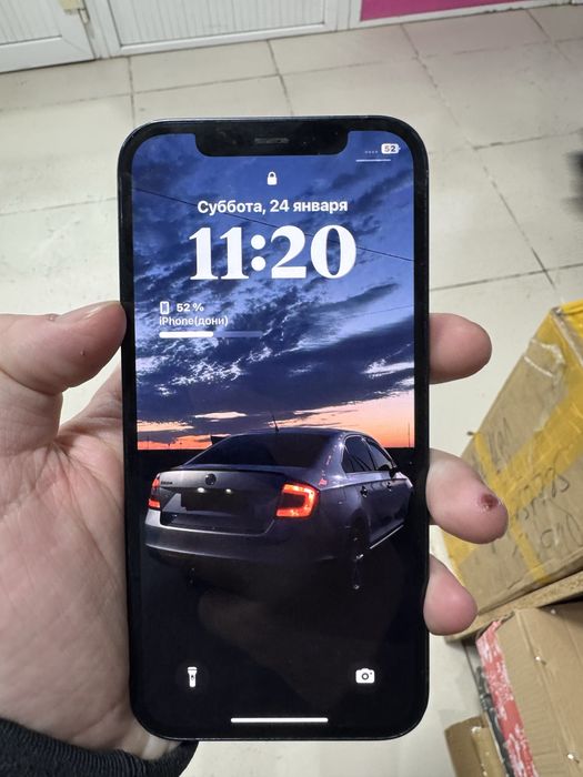 Айфон 12 на продаже