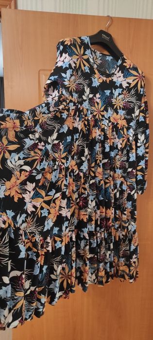 Продам женское платье