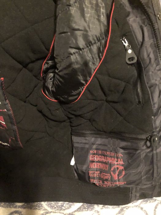 Geaca barbateasca stare excelenta 100 lei