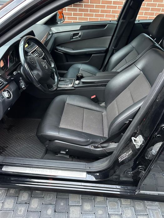 MERCEDES-BENZ E-Class 0 — imagine 2