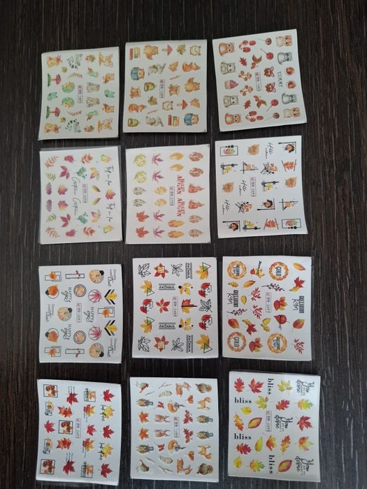 Водни стикери за нокти