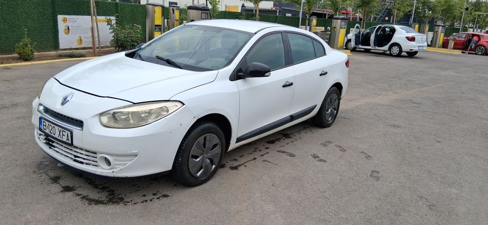 RENAULT Fluence