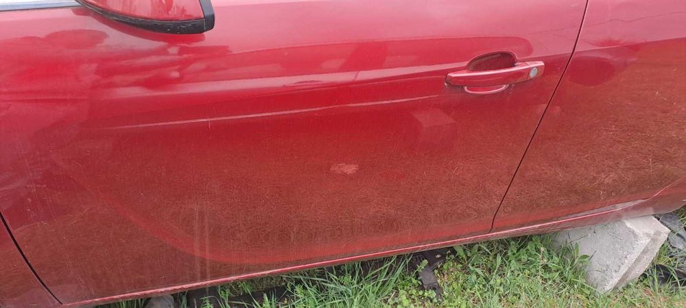 Врата врати лява дясна предни и задни Инсигния Insignia 2009Г.