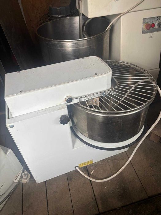 Malaxor aluat 40 l cuva detasabila