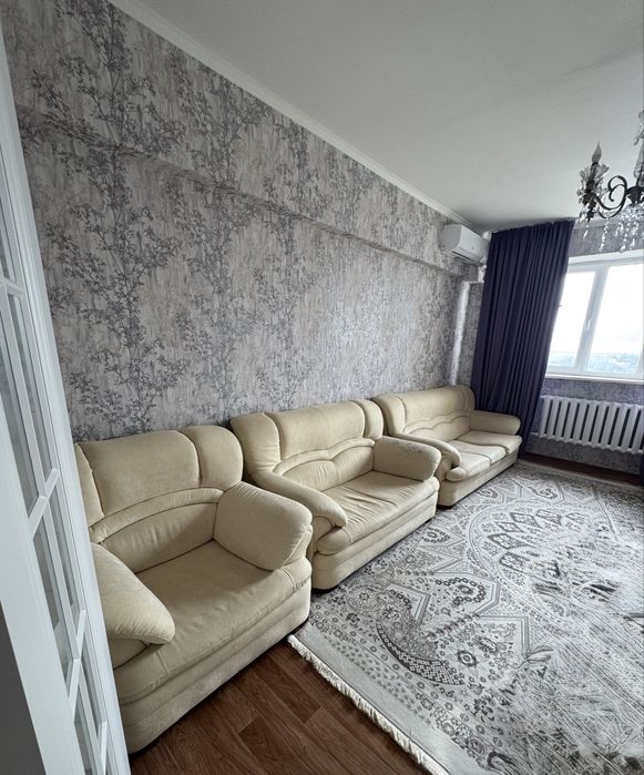 Продам Диван тройку