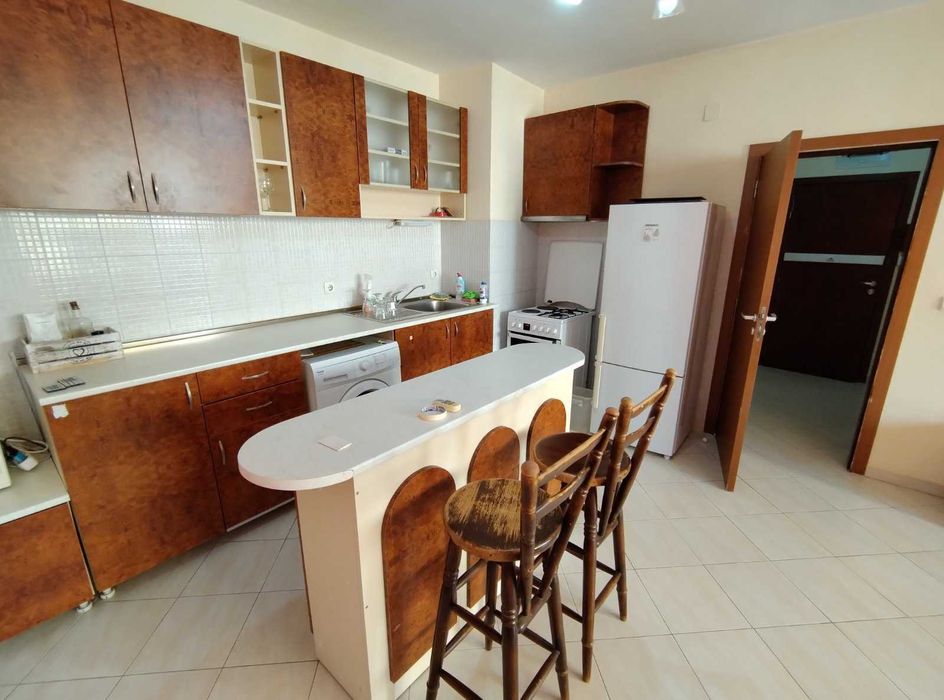 Продава се Двустаен апартамент в Варна, Център - 67 кв.м за 1667 €/кв.м - Снимка #2