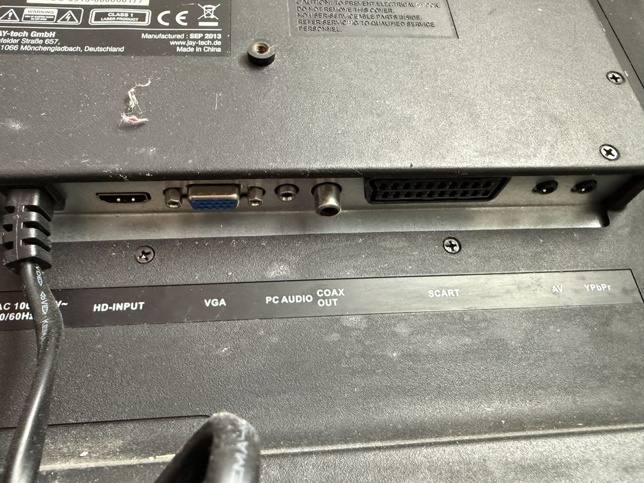 Телевизор LCD 22 инча