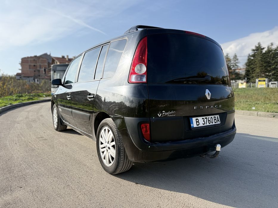 Renault Espace 2.2 Dci Автоматик 7 места Зимни гуми Теглич Климатроник