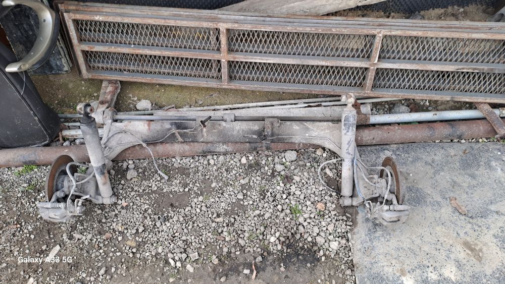 Заден мост за Рено Меган Сценик/Renault Megane Scenic