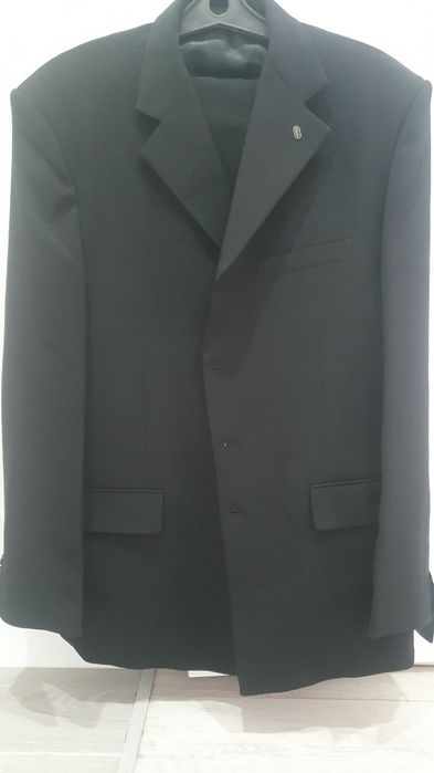 Продам мужской костюм