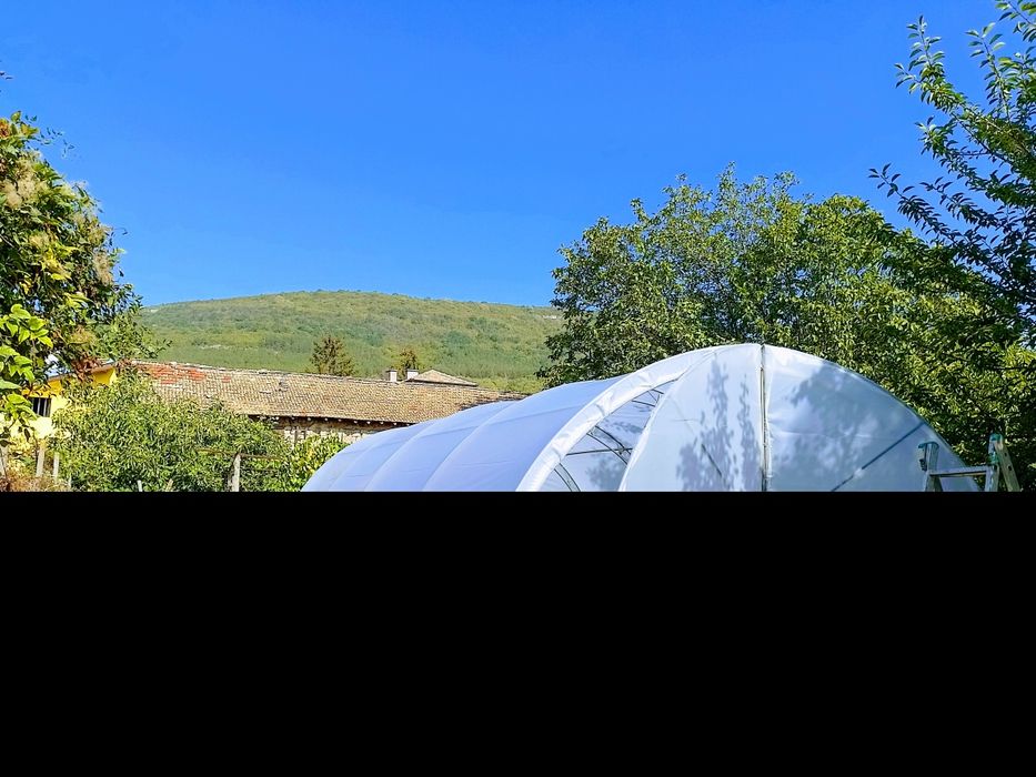 Нови Оранжерии Нови Парници