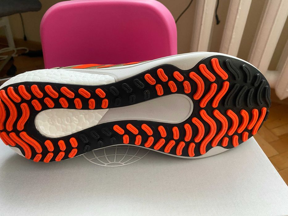 Продавам маратонки Adidas SUPERNOVA GORTEX