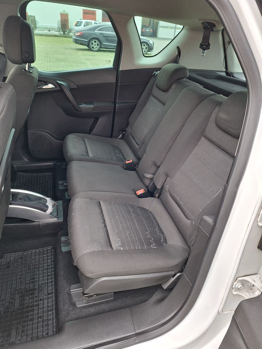 Продавам Опел Мерива