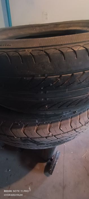 Шины 14 и 16 летние (по 2шт)