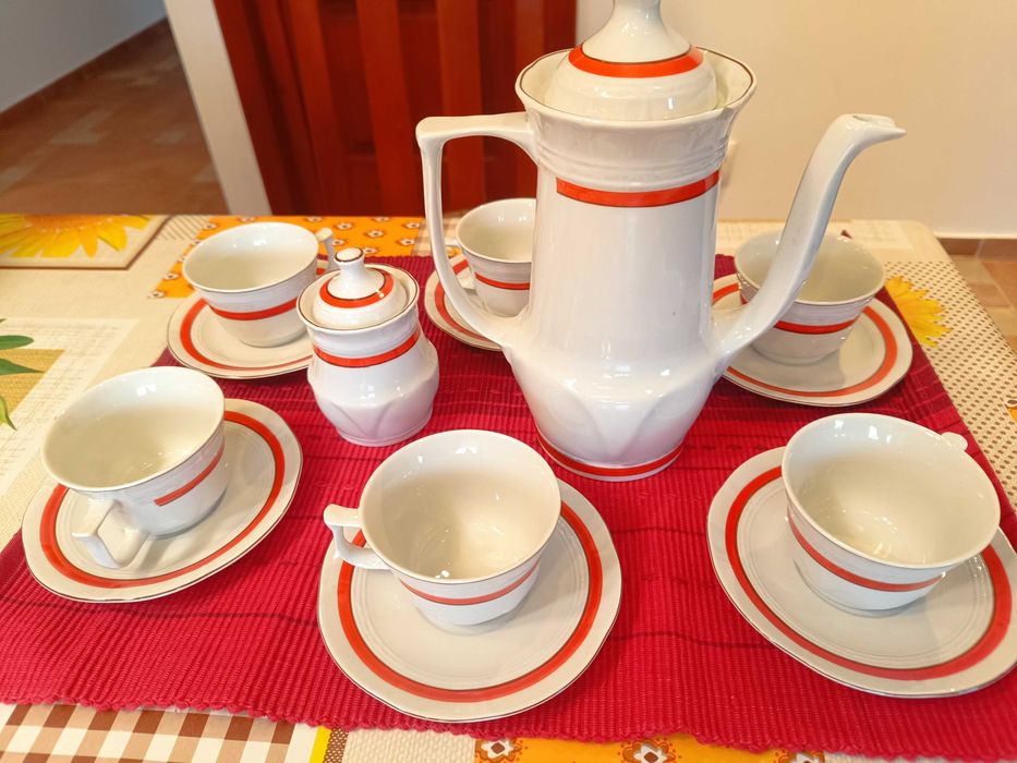 Set cafenea portelan 6 persoane utilizat cu defect minor
