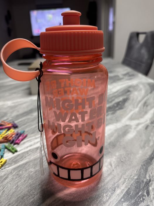 Sticla de apa pentru sala