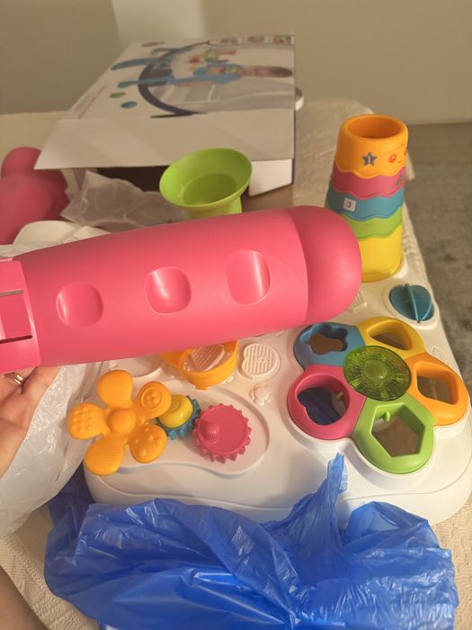 Продам игрушку детская 1+