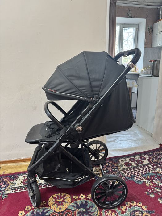 Коляска прогулочная